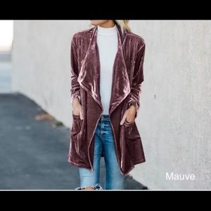 ‼️SOLD‼️ 🎉 SALE🎉 Velvet drape cardigan